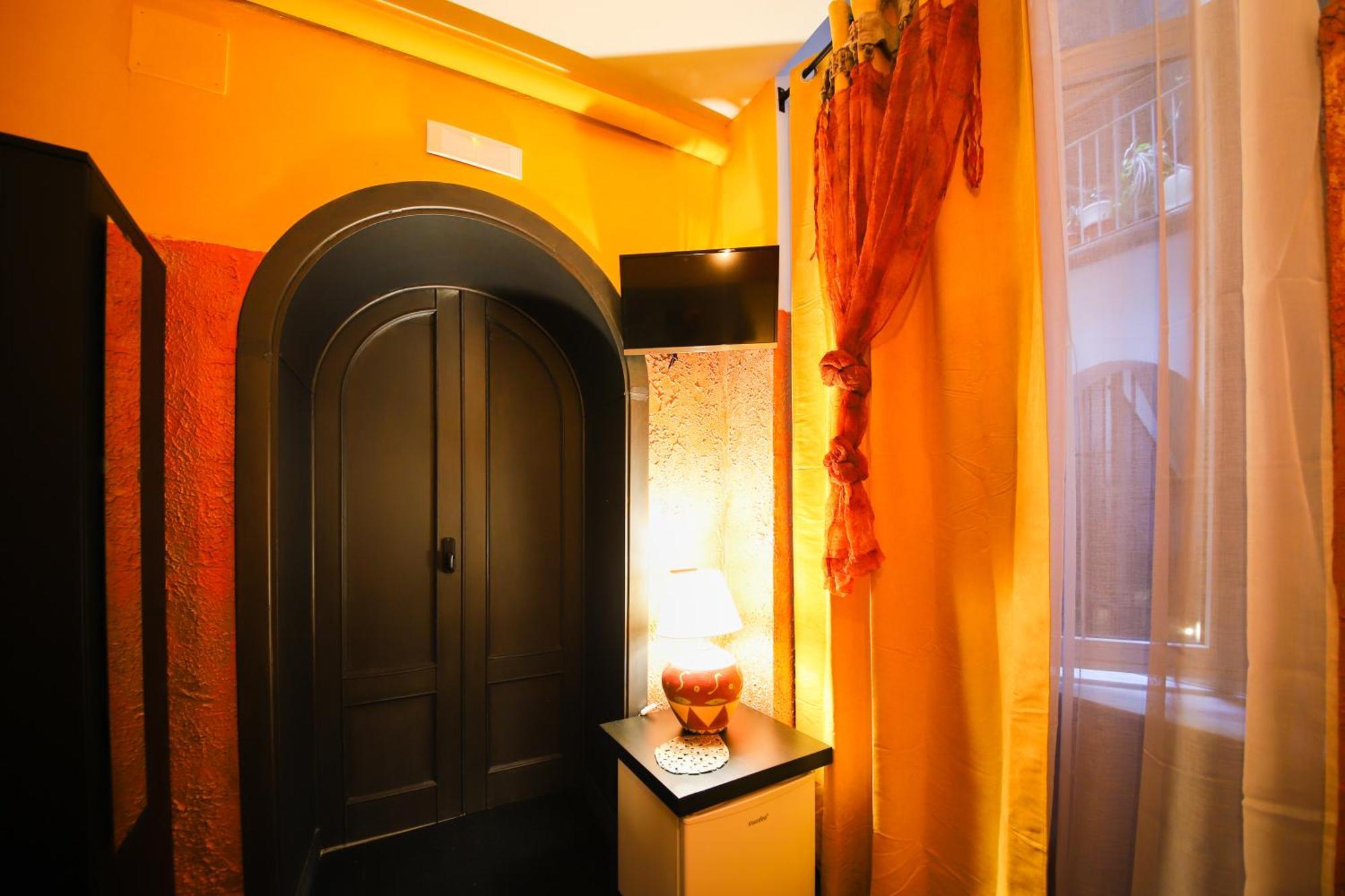 Casa Interattiva Naples'Secrets Bed & Breakfast Exterior photo